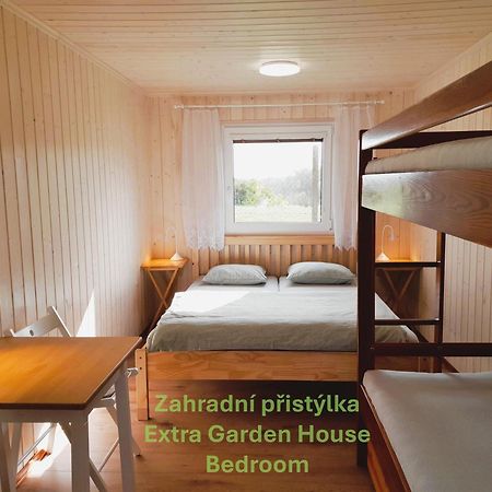Ubytovani Na Sklepe U Prochazku Pouzdrany Exterior photo
