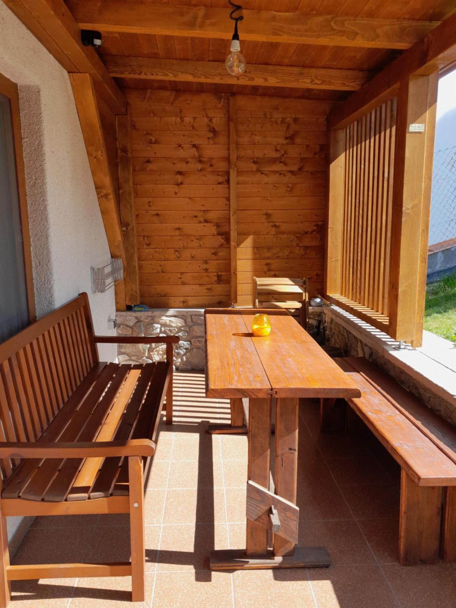 Ubytovani Na Sklepe U Prochazku Pouzdrany Exterior photo